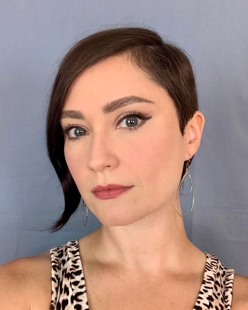 55. Chic Asymmetrical Pixie