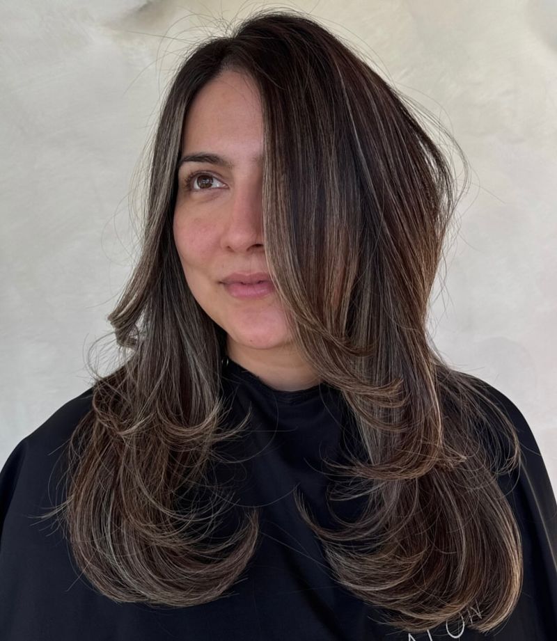 63. Feathered Layers with Deep Side Part