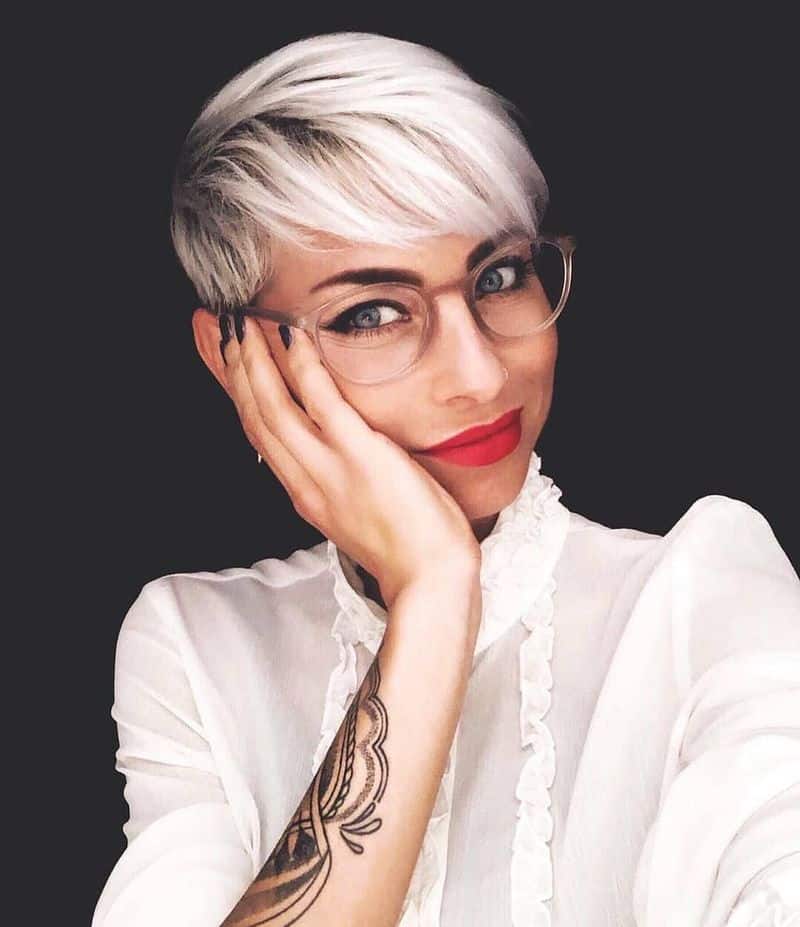 26. Platinum Side-Swept Crop