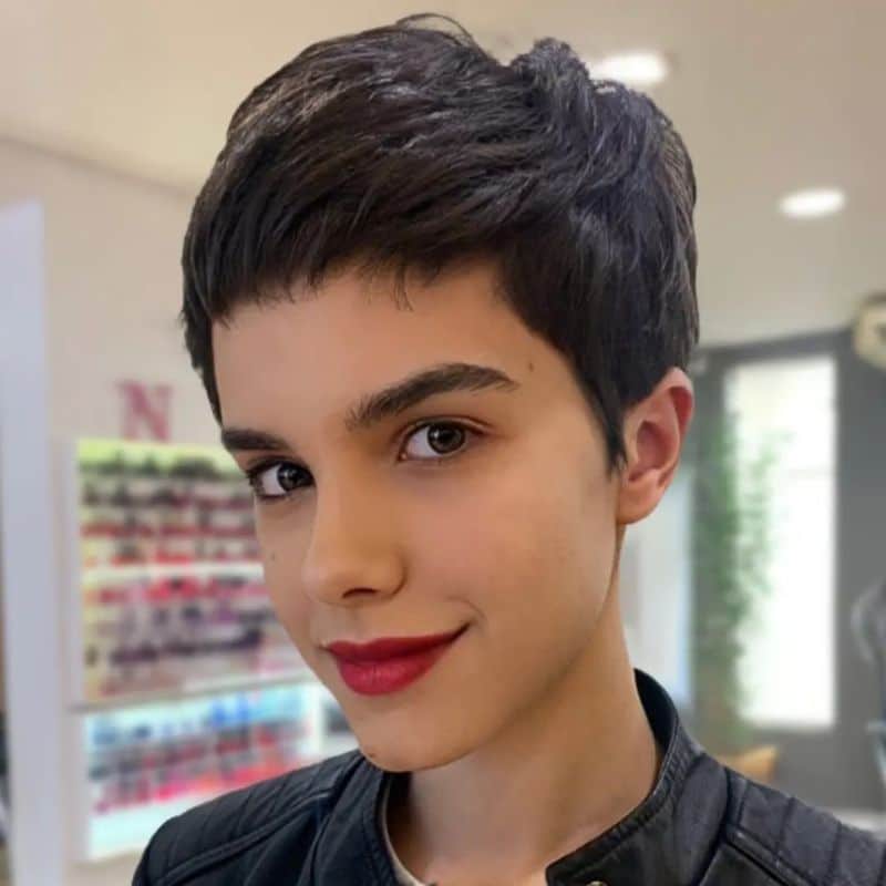 29. Textured Dark Crop with Micro Bangs